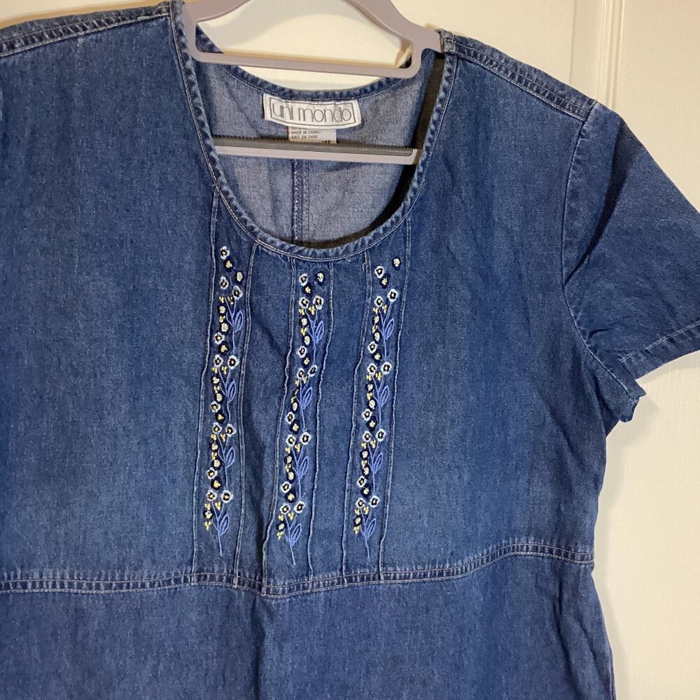 Vintage Uni Mondo Women's Denim Midi Dress Size 14P Short Sleeve Embroidery - Picture 2 of 6